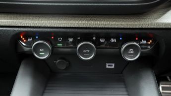 Citroen C5 X PURETECH SHINE PLUS S/S EAT8