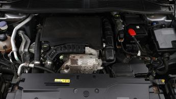 Citroen C5 X PURETECH SHINE PLUS S/S EAT8