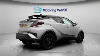 Toyota C-HR DYNAMIC