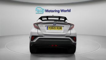 Toyota C-HR DYNAMIC
