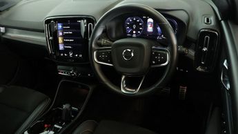 Volvo XC40 RECHARGE T5 R-DESIGN PRO