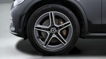 Mercedes-Benz GLC GLC 220 D 4MATIC AMG LINE