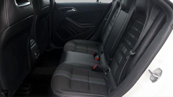 Mercedes-Benz CLA CLA 180 SPORT