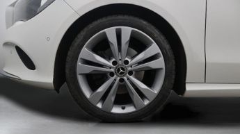 Mercedes-Benz CLA CLA 180 SPORT