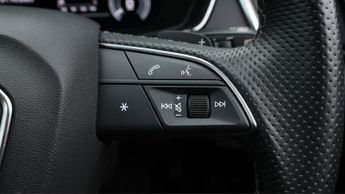 Audi Q5 TFSI E S LINE QUATTRO