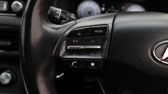 Hyundai KONA PREMIUM