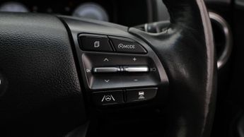 Hyundai KONA PREMIUM