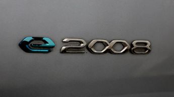 Peugeot E-2008 GT