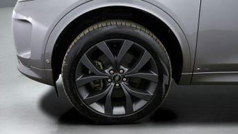 Land Rover Discovery Sport R-DYNAMIC SE