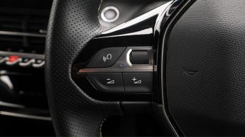 Peugeot E-208 GT PREMIUM