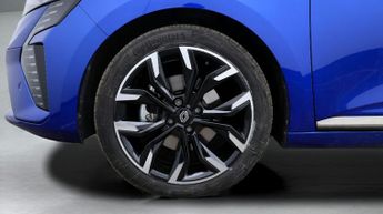 Renault Clio TECHNO E-TECH