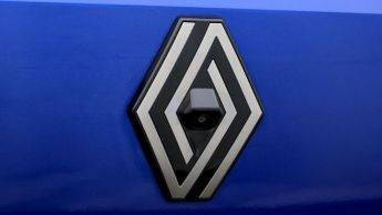 Renault Clio TECHNO E-TECH