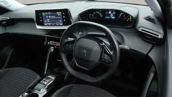 Peugeot E-2008 ACTIVE PREMIUM PLUS