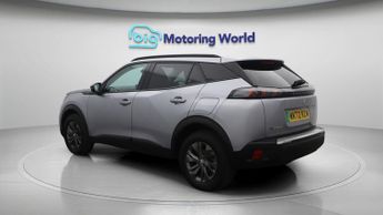 Peugeot E-2008 ACTIVE PREMIUM PLUS