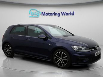 Volkswagen Golf R LINE TSI DSG