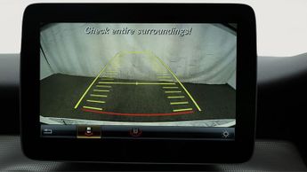 Mercedes-Benz GLA GLA 180 URBAN EDITION