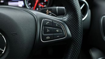 Mercedes-Benz GLA GLA 200 URBAN EDITION