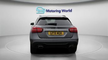 Mercedes-Benz GLA GLA 200 URBAN EDITION