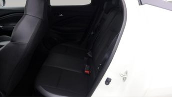 Nissan Juke DIG-T N-CONNECTA DCT
