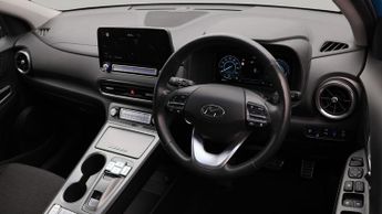 Hyundai KONA PREMIUM
