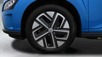 Hyundai KONA PREMIUM