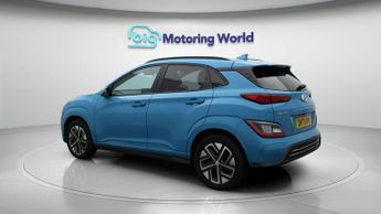 Hyundai KONA PREMIUM
