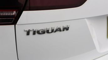 Volkswagen Tiguan R-LINE TECH TDI 4MOTION DSG