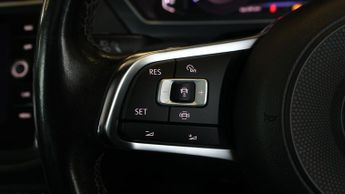 Volkswagen Tiguan R-LINE TECH TDI 4MOTION DSG