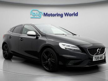 Volvo V40 T3 R-DESIGN EDITION