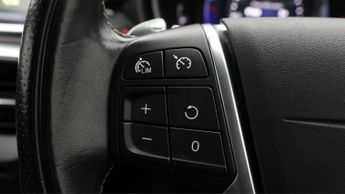 Volvo V40 T3 R-DESIGN EDITION