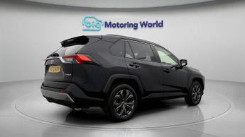 Toyota RAV4 VVT-I DESIGN
