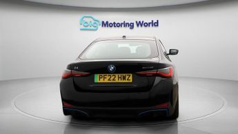 BMW i4 EDRIVE40 SPORT
