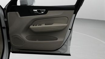 Volvo XC60 B5 MOMENTUM