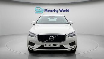 Volvo XC60 B5 MOMENTUM
