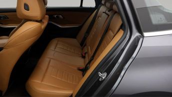 BMW 3 Series 330E M SPORT