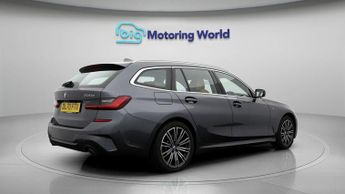 BMW 3 Series 330E M SPORT