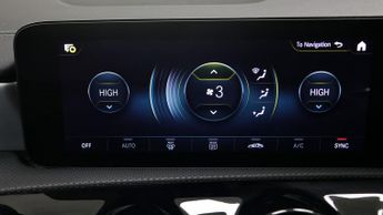 Mercedes-Benz CLA CLA 180 AMG LINE