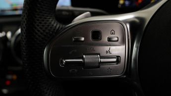 Mercedes-Benz CLA CLA 180 AMG LINE