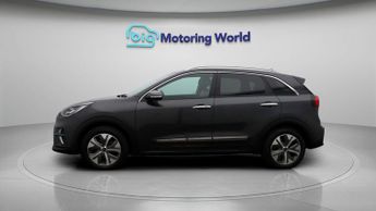 Kia Niro 4 PLUS
