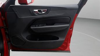 Volvo XC60 T5 MOMENTUM AWD