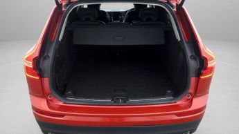 Volvo XC60 T5 MOMENTUM AWD