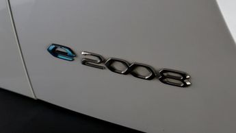 Peugeot E-2008 GT PREMIUM