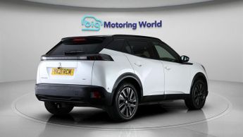 Peugeot E-2008 GT PREMIUM