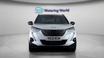 Peugeot E-2008 GT PREMIUM
