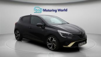 Renault Clio E-TECH ENGINEERED