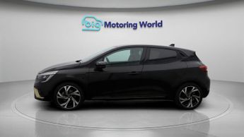 Renault Clio E-TECH ENGINEERED