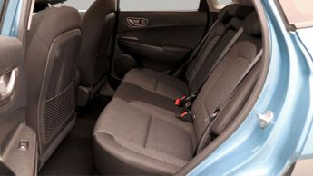 Hyundai KONA PREMIUM