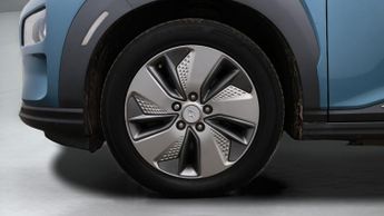 Hyundai KONA PREMIUM