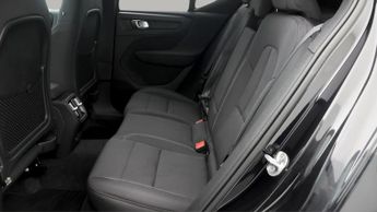 Volvo XC40 RECHARGE PLUS