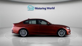 BMW 3 Series 330E SE PRO